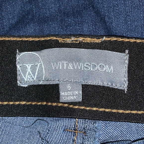 Wit & Wisdom Jeans - Picture 3 of 7